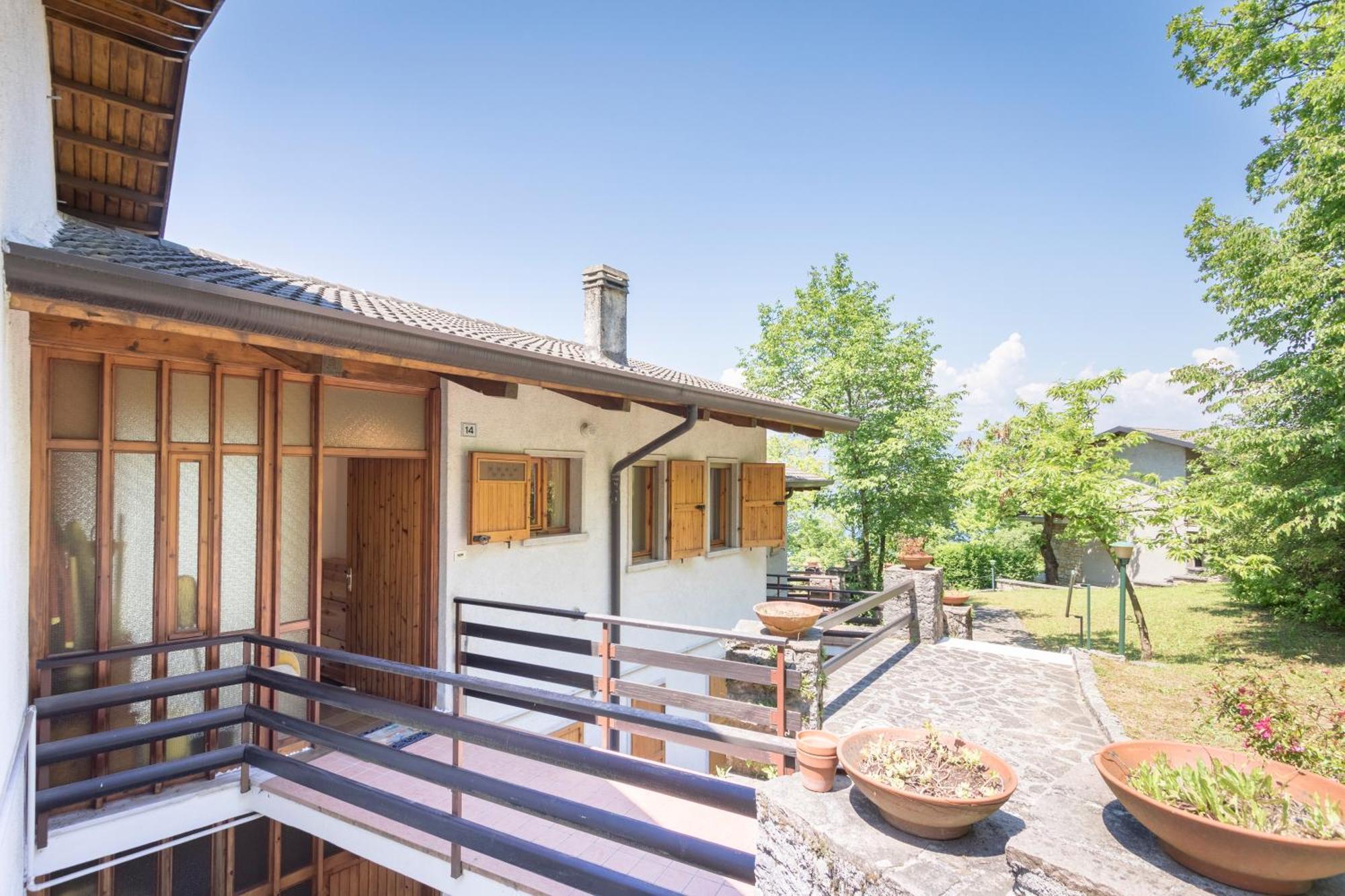 Apartamento Casa Bella Vista Mit Balkon San Zeno di Montagna Exterior foto